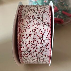 Kirkland Signature Green Wire-Edged Ribbon